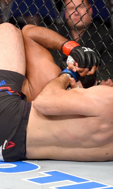 Nikita Krylov submits Francimar Barroso at UFC Fight Night